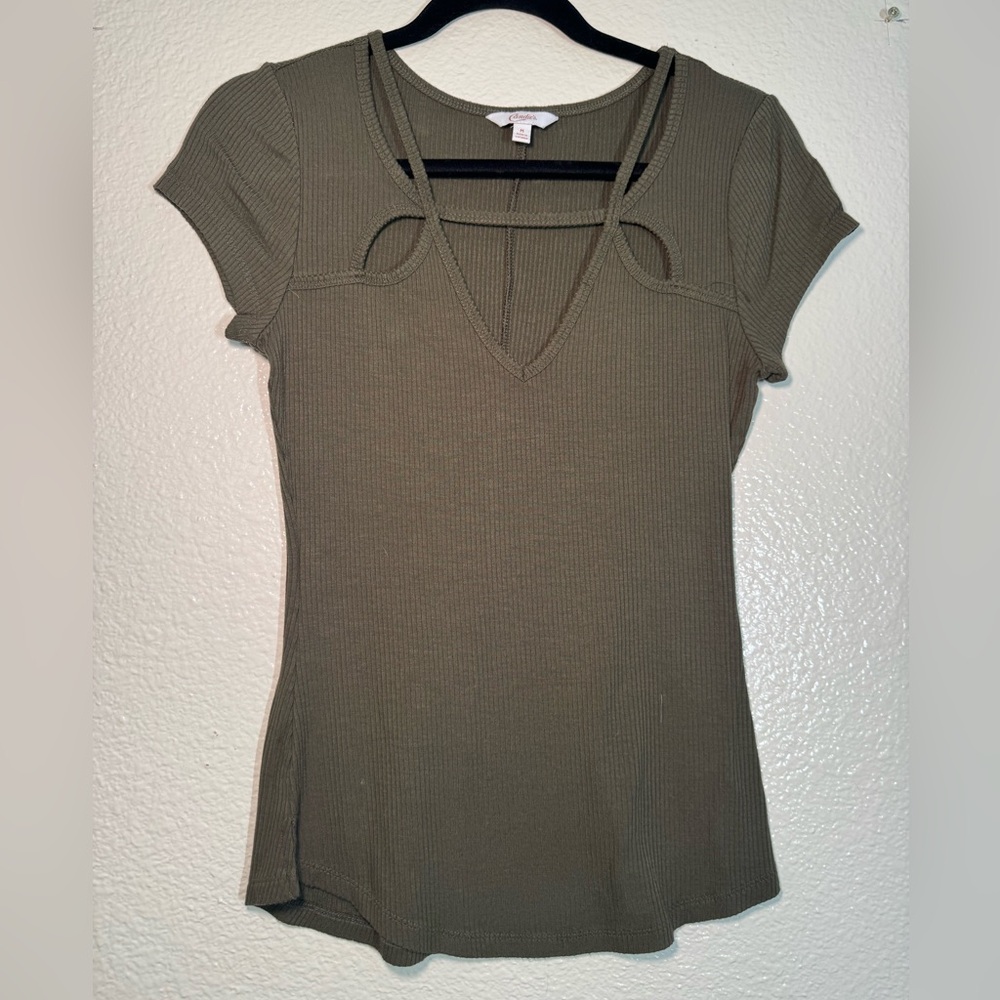 Candie's Olive Ribbed Short Sleeve Top with Front Cutouts